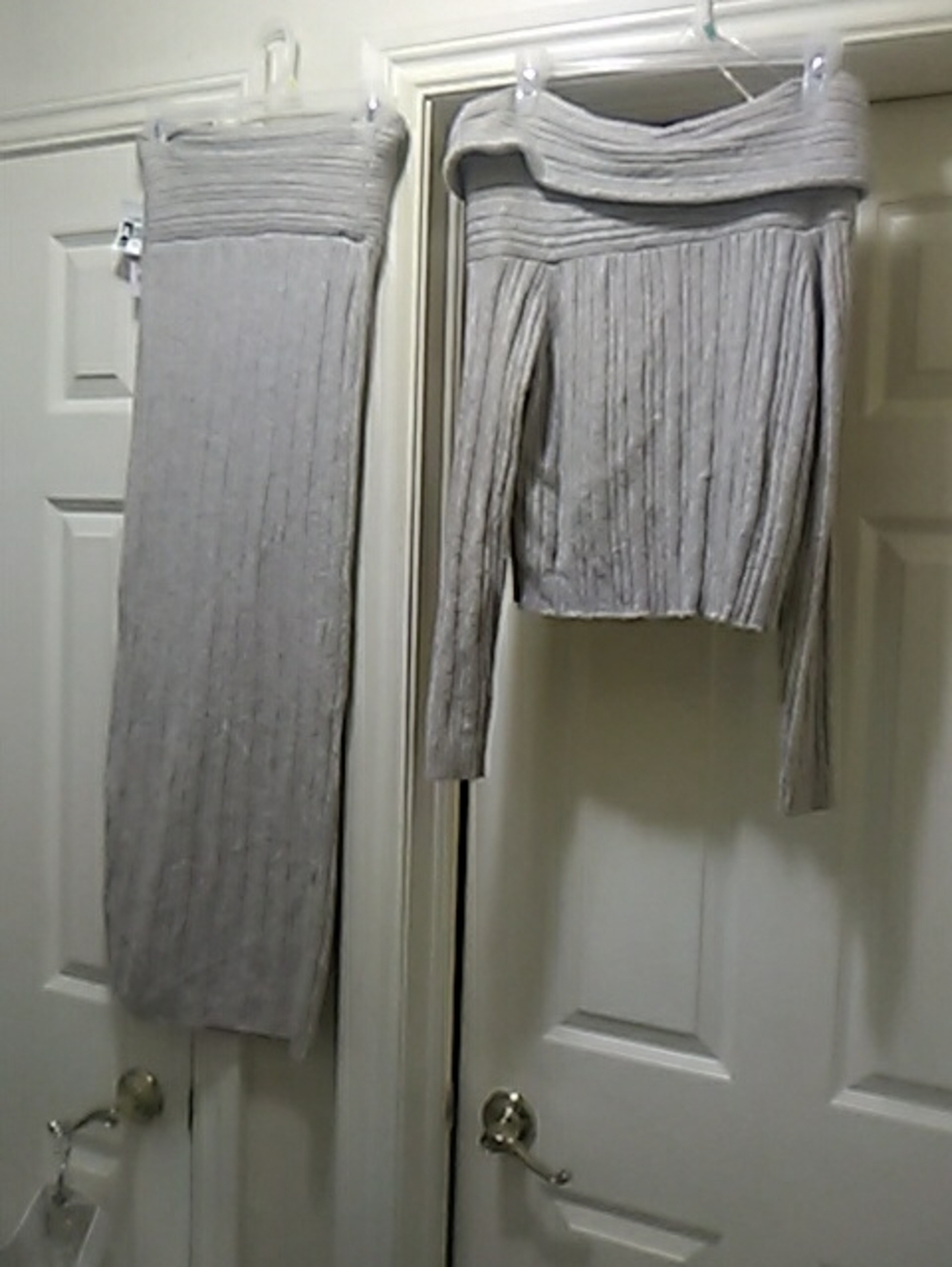 💲4⃣0⃣▶Off-Shoulder Ribbed Knit Skirt Set -beige